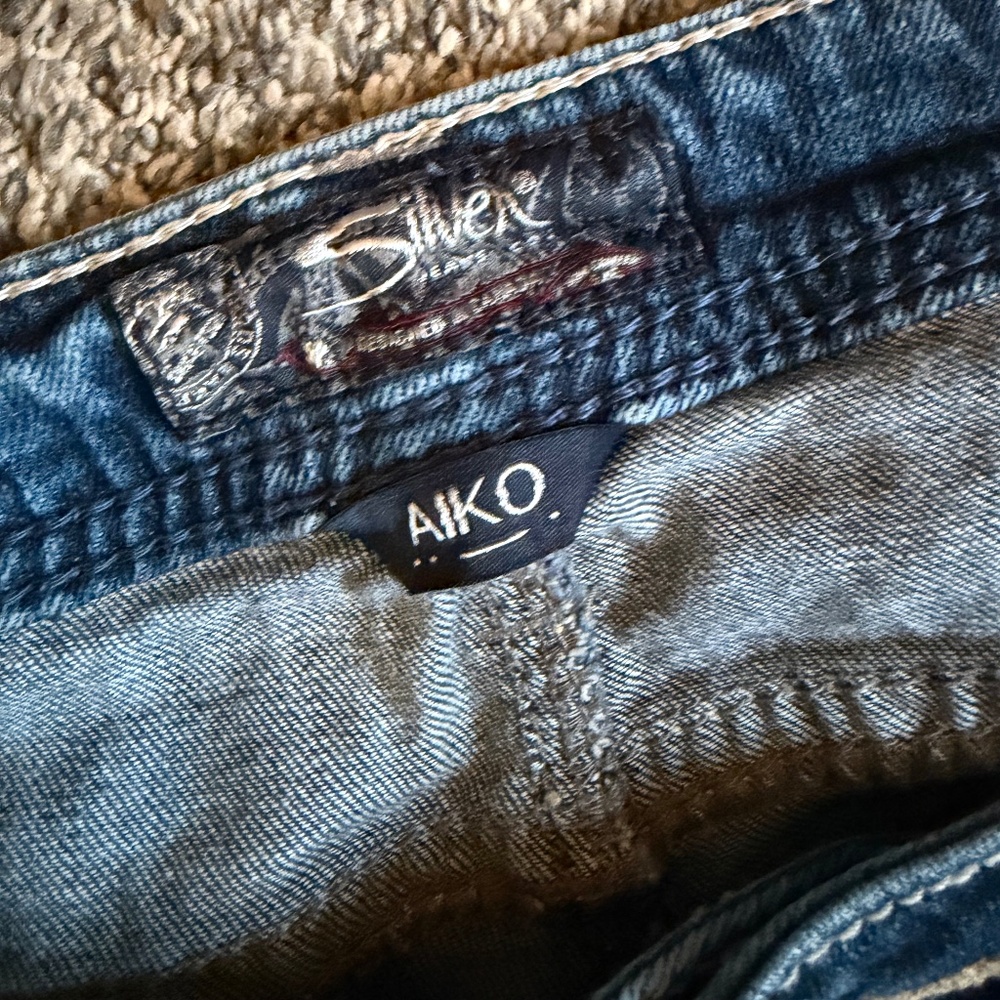 Silver Jeans Size 18/L33 - Picture 4 of 5